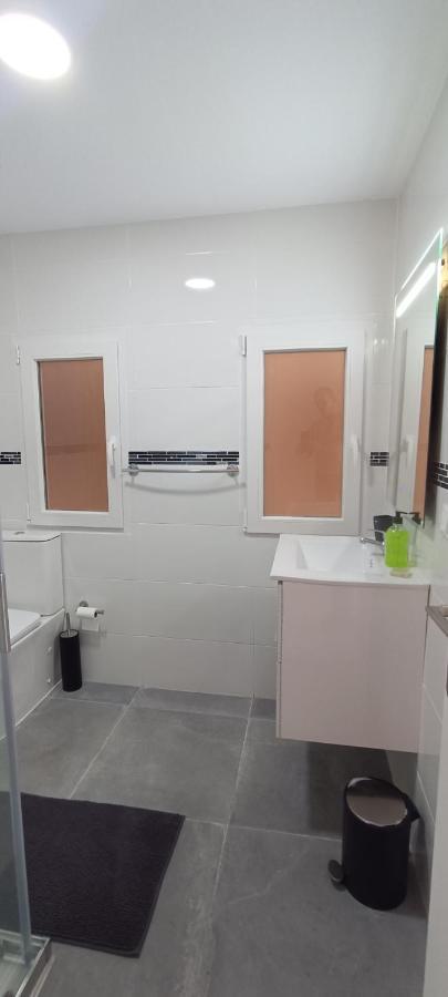 Pmt16 - Large City Apartment On The Beach Torrevieja Extérieur photo